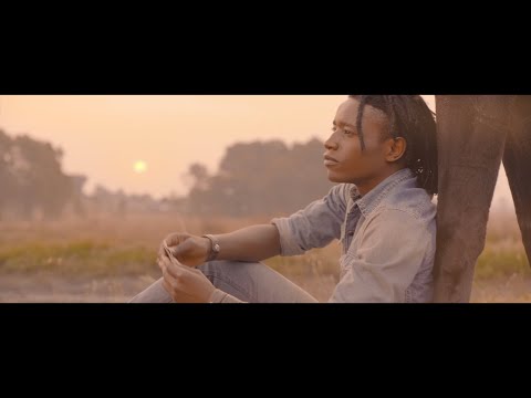 Dodo Nyoka - Foto&#039;s (Offisiële Musiekvideo)