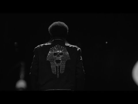 Charles Bradley &quot;I Feel a Change&quot; (OFFICIAL VIDEO)
