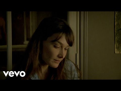 Carla Bruni - Quelqu&#039;un m&#039;a dit (Official Music Video)