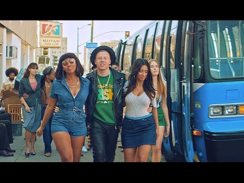MACKLEMORE &amp; RYAN LEWIS - DOWNTOWN (OFFICIAL MUSIC VIDEO)