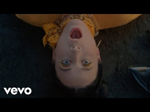 Madalen Duke - Born Alone Die Alone (Official Video)