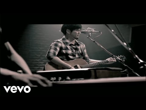 秦 基博 - 「透明だった世界」 Music Video