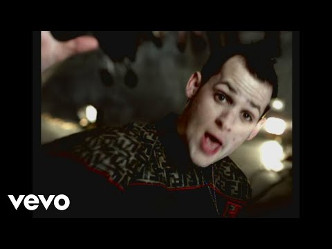 Good Charlotte - The Anthem (Official Video)