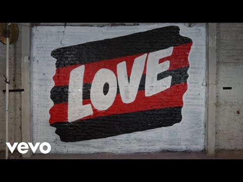 The Chainsmokers - Who Do You Love (Lyric Video) ft. 5 Seconds of Summer