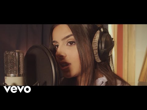 Celina Sharma - Lean On (Acoustic Version)