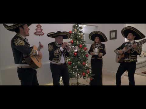 Mariachi Loco - Feliz Navidad (Music Video)